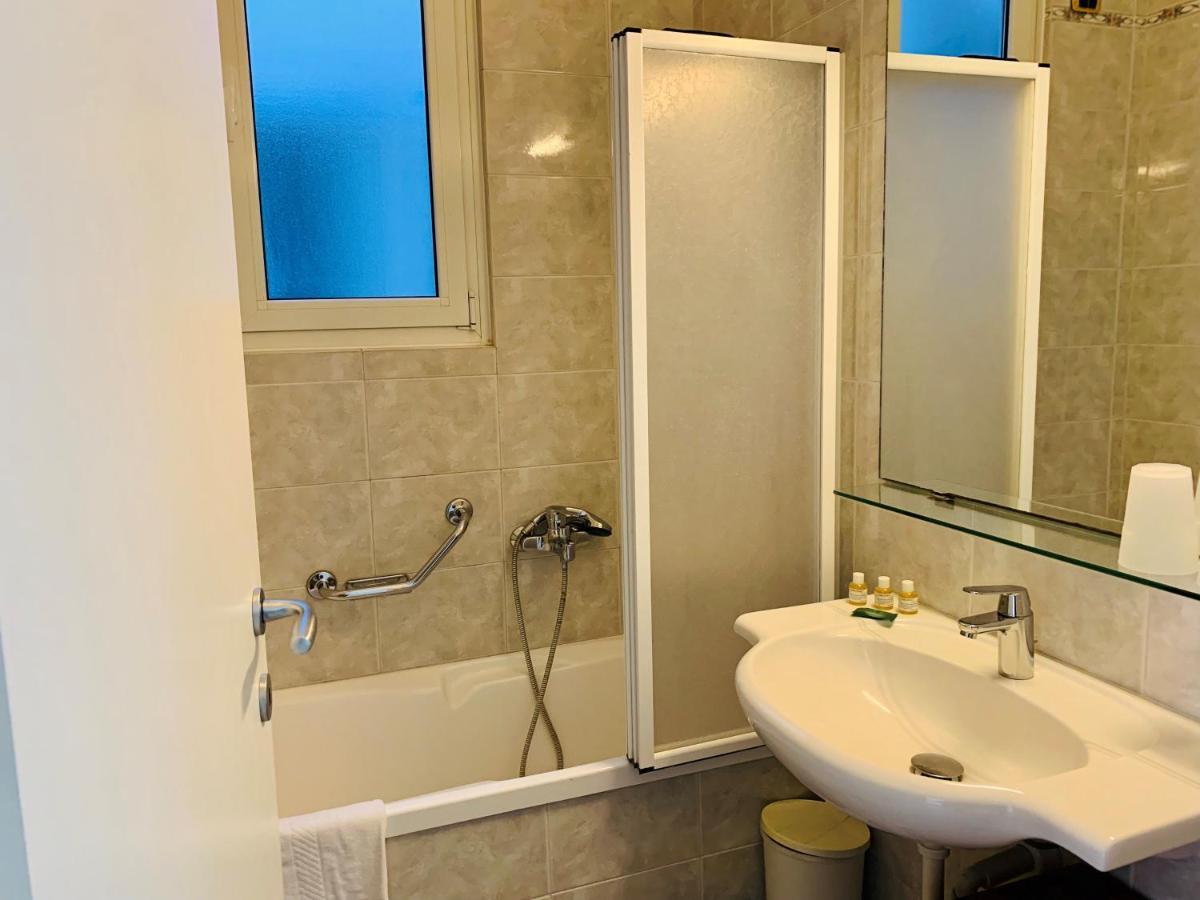 Front Lake Apartment Bardolino Luaran gambar