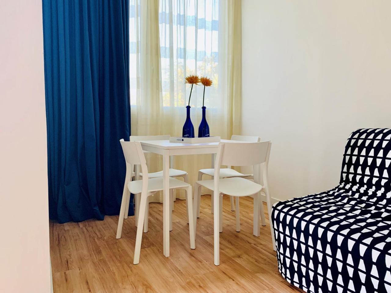 Front Lake Apartment Bardolino Luaran gambar