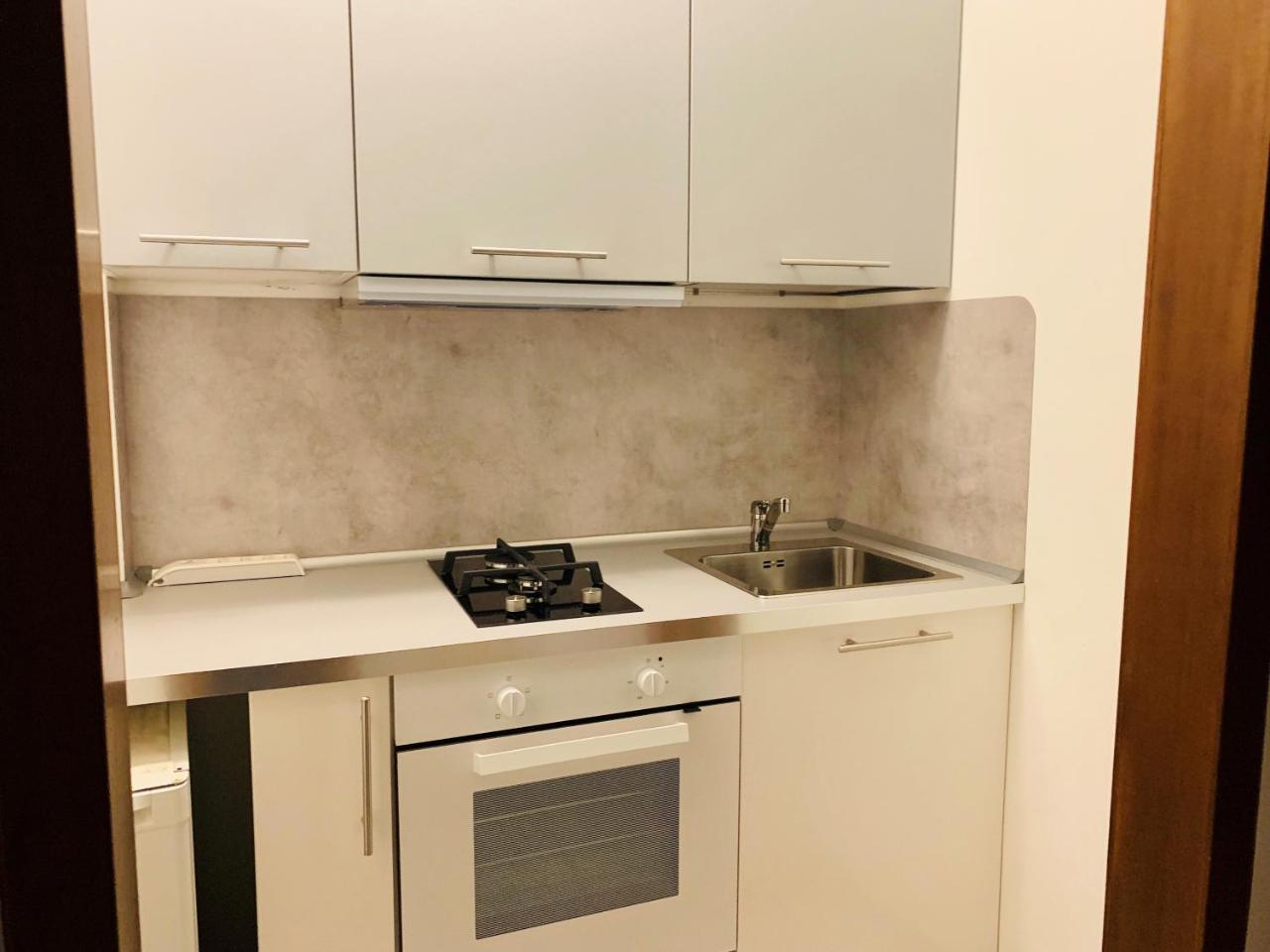 Front Lake Apartment Bardolino Luaran gambar
